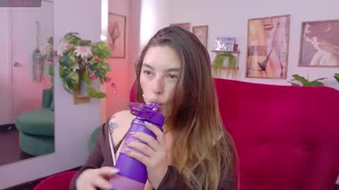 Snapshot of aaaaamy_1 chatting on June 2026 10:01:01 PM Aamy online show from June 2026 10:01:01 PM