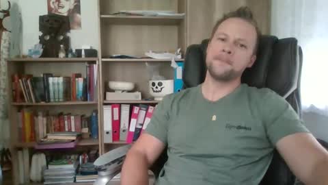 Snapshot of aaaandzzz chatting on May 2026 07:24:02 AM Long distance cumshot online show from May 2026 07:24:02 AM