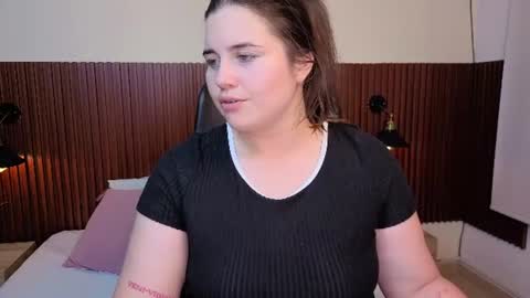 Snapshot of aabby_lee chatting on July 2026 07:05:01 PM Abby Lee online show from July 2026 07:05:01 PM