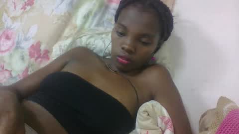 aadienne online show from March 2026 05:02:02 AM