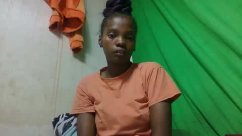 aadienne online show from May 2026 10:04:02 PM