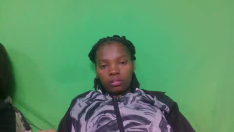 aadienne online show from May 2026 11:14:02 PM