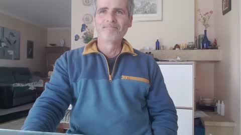 Aalex1717 online show from March 2025 02:43:02 PM