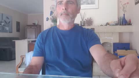 Aalex1717 online show from September 2025 01:02:01 PM