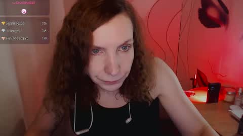 Snapshot of aamazingjoi chatting on December 2024 04:22:01 PM Katie online show from December 2024 04:22:01 PM