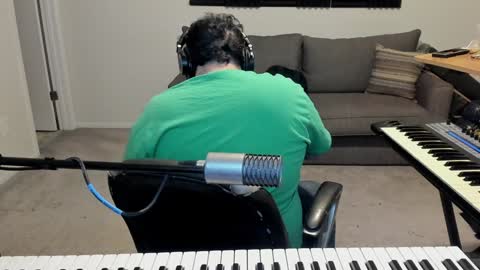 Aaron online show from December 2024 01:31:02 AM