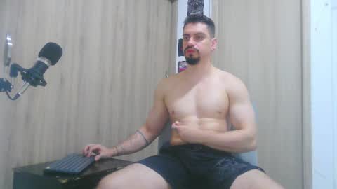 Aaron kwok online show from December 2025 04:00:02 AM