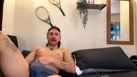 Snapshot of aaron_wheel chatting on May 2026 05:12:02 PM aaron_wheel online show from May 2026 05:12:02 PM
