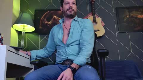 Aaron online show from January 2026 09:41:01 PM