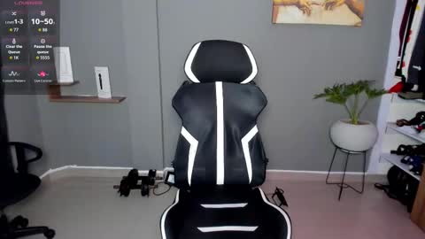 AARON  online show from March 2026 12:47:01 AM