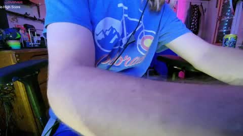 Snapshot of aaronskeetman chatting on June 2026 07:07:01 AM Aaron Skeetman online show from June 2026 07:07:01 AM