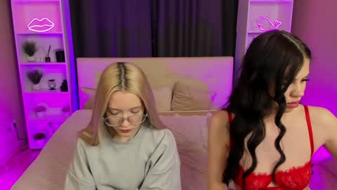 Fiona and Harry online show from December 2024 09:17:02 PM