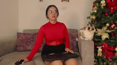 Snapshot of abbey_allen chatting on December 2024 12:01:01 AM Abbey  IG abby allenn  04 December Online at  I will be on vacation dont forget me  See you soon   online show from December 2024 12:01:01 AM