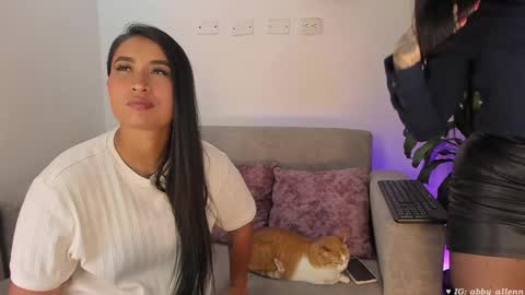Snapshot of abbey_allen chatting on January 2025 11:35:02 PM Abbey  IG abby allenn  04 December Online at  I will be on vacation dont forget me  See you soon   online show from January 2025 11:35:02 PM