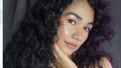Snapshot of abbi_mooncb chatting on May 2026 01:49:02 PM Abbi mooncb online show from May 2026 01:49:02 PM
