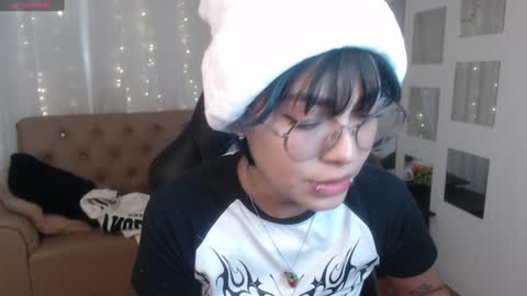 Abbi online show from December 2024 07:43:01 PM