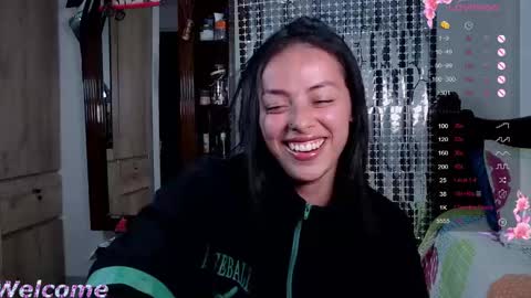 Snapshot of abby_ch1 chatting on January 2025 10:33:01 PM ABBY online show from January 2025 10:33:01 PM