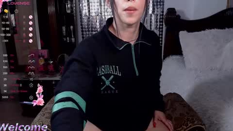 Snapshot of abby_ch1 chatting on February 2025 06:24:01 PM ABBY online show from February 2025 06:24:01 PM