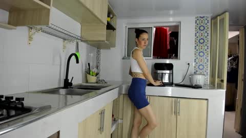 sara online show from September 2025 08:08:01 PM