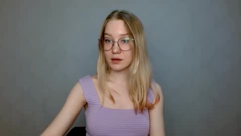 Snapshot of abbymoore__ chatting on March 2025 12:11:02 PM Abby Lovense is active online show from March 2025 12:11:02 PM
