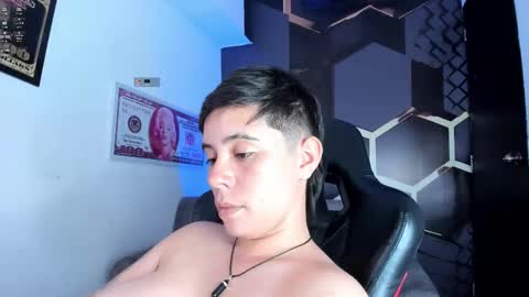 Abby Smith online show from October 2025 10:01:01 PM