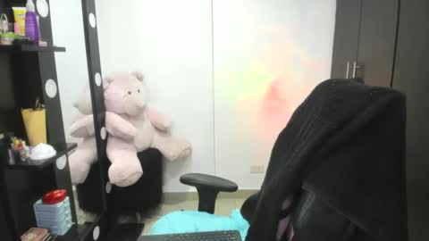 Snapshot of abbyxlee chatting on December 2024 03:53:02 AM     online show from December 2024 03:53:02 AM