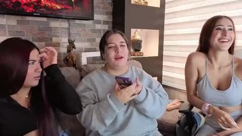 Abella online show from September 2025 03:59:02 PM