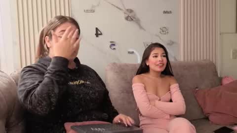 Abella online show from October 2025 01:45:02 PM