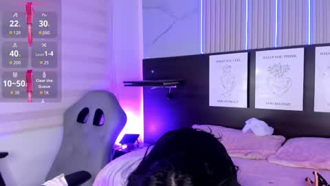 abella_as_ online show from November 2025 06:49:01 AM