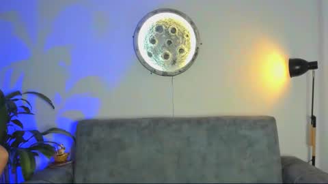  Abella and Kendra  online show from December 2025 08:17:01 PM