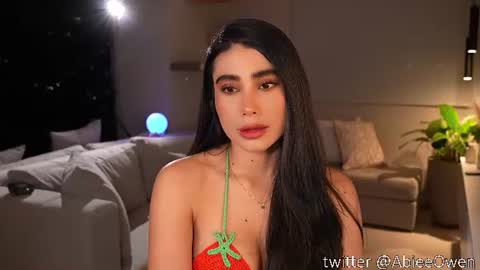 Snapshot of abie_owen chatting on July 2026 01:12:01 AM abie_owen online show from July 2026 01:12:01 AM