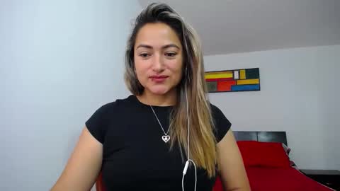 ximena online show from February 2025 12:44:02 PM