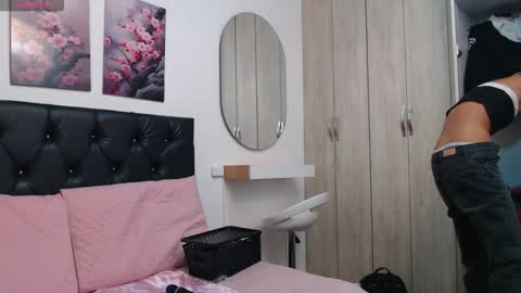 Abigail online show from March 2026 01:44:01 AM