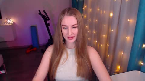 Snapshot of abigail_flex chatting on January 2025 05:18:01 PM Anna online show from January 2025 05:18:01 PM