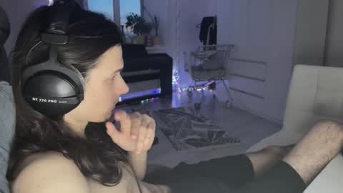 hi  cum in pvt noi extra tip online show from February 2026 02:04:02 PM