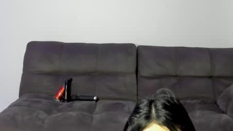 abril2234 online show from November 2025 04:59:02 AM