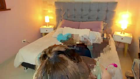 Snapshot of abril_777 chatting on May 2026 10:37:02 PM Abril 777 online show from May 2026 10:37:02 PM