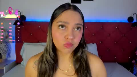 abril_gomez_11 online show from December 2025 07:41:02 PM
