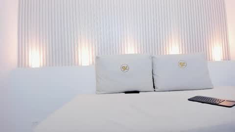 Snapshot of abril_grey chatting on November 2025 11:43:02 AM abril online show from November 2025 11:43:02 AM