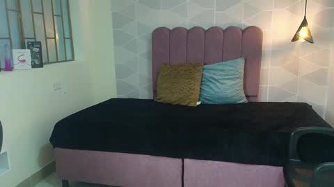 Snapshot of abril_matthews chatting on January 2025 12:19:02 PM ABRIL MATTHEWS online show from January 2025 12:19:02 PM