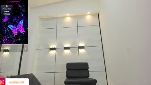 Snapshot of abril_ricci chatting on December 2024 07:01:01 AM Abril  online show from December 2024 07:01:01 AM