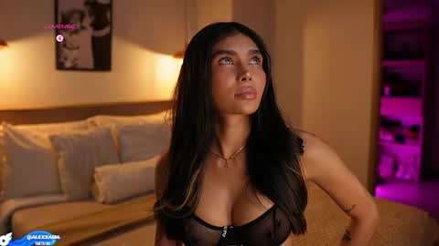 Snapshot of abril_w18 chatting on June 2026 10:01:02 PM My name is Alexa. Please say hello I like to chat with you. If you have requests please use tip online show from June 2026 10:01:02 PM