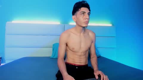 Snapshot of abrilandjulian chatting on March 2026 12:01:02 PM Abril and Julian online show from March 2026 12:01:02 PM