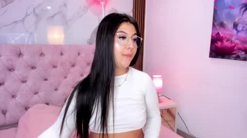 Abril online show from April 2026 11:33:02 AM