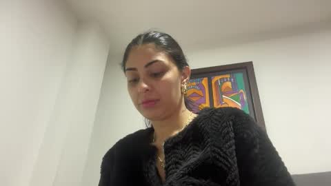 abrilsantosxo online show from April 2026 12:42:01 PM