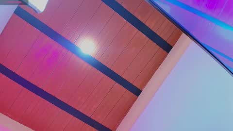 Abril online show from April 2026 12:13:02 AM