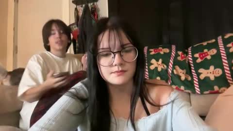 Snapshot of abs7719 chatting on November 2025 04:00:01 AM Abs online show from November 2025 04:00:01 AM