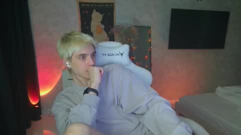 Nick online show from October 2025 01:46:02 PM