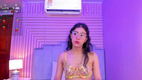 Snapshot of aby_lee_ chatting on January 2025 02:52:02 PM Aby online show from January 2025 02:52:02 PM