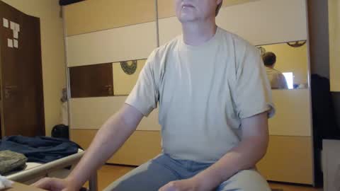 Snapshot of ach471 chatting on December 2024 08:09:01 PM ach471 online show from December 2024 08:09:01 PM